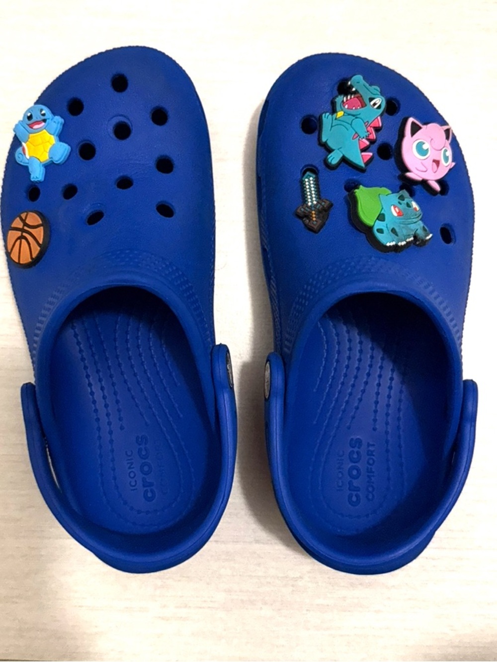 CROCS Kids Classic Clogs in Bright Blue with Character Jibbitz